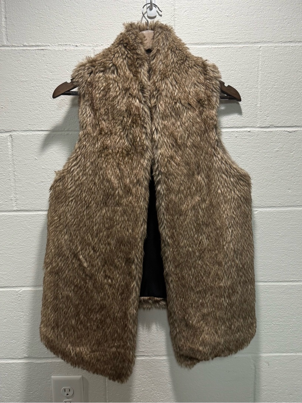 Lemon Tart Faux Fur Vest Brown Tan Open Front Size M
